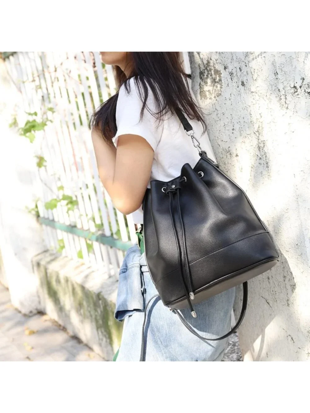 Stylish Leather Bucket Bag & Drawstring Crossbody Purse for Women - Medium Tote
